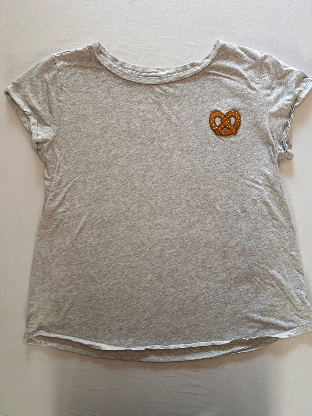 LOFT Vintage Soft Pretzel Patch T-Shirt Womens Large Gray Short Sleeve Tee